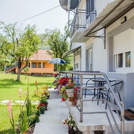 Apartments Heaven Cetinje Exterior photo